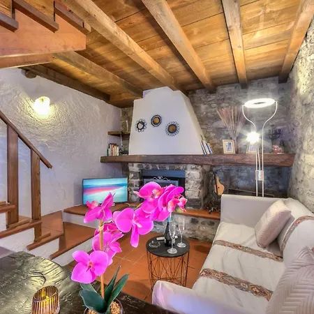 Ferienhaus Rustico Romantico Bre - Happy *